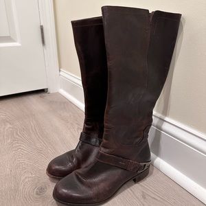 Ugg high leather boots